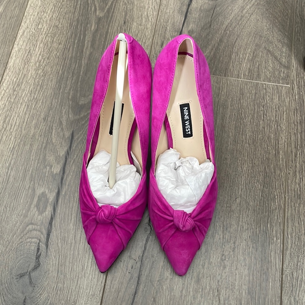 Nine West True